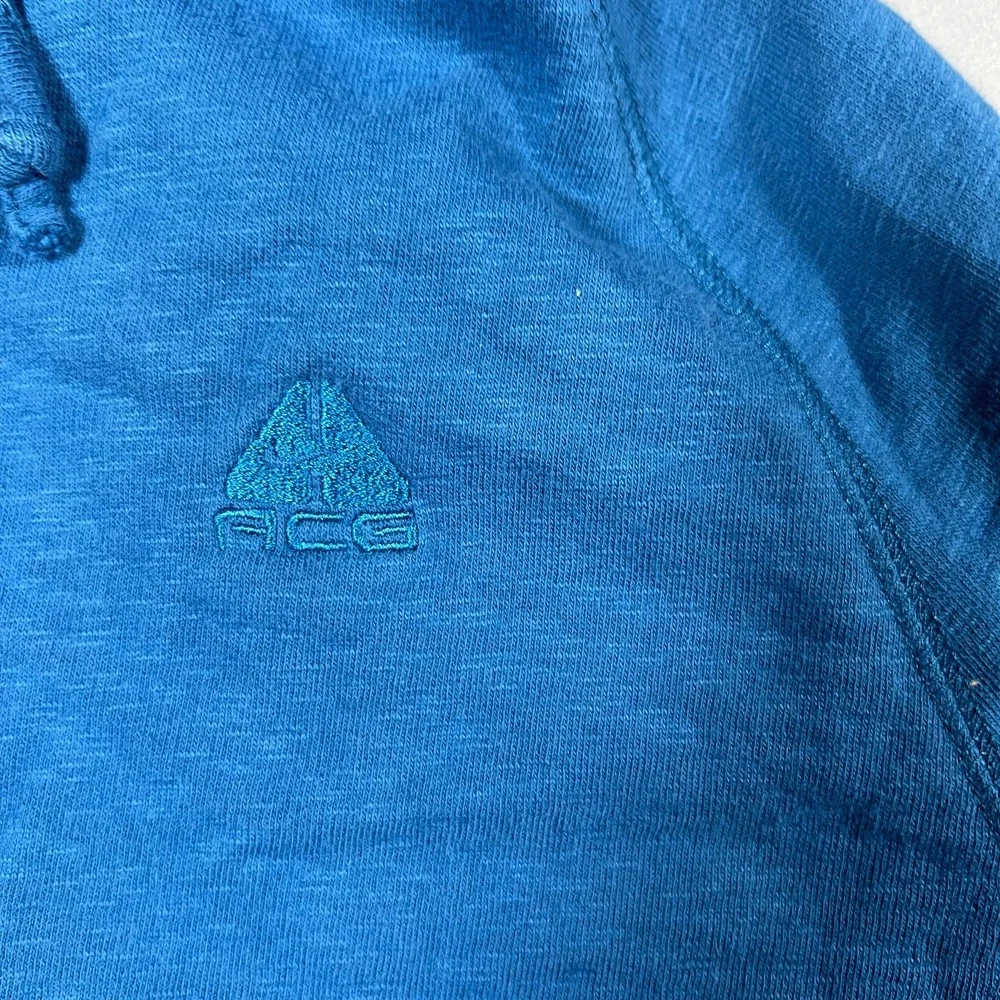 Nike ACG Hoodie Womens XL Blue Floral Embroidered Split Neck Kangaroo Pocket